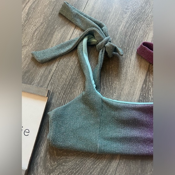 NWOT! Beach riot gemstone ombre glitter top. Size S - Picture 4 of 9